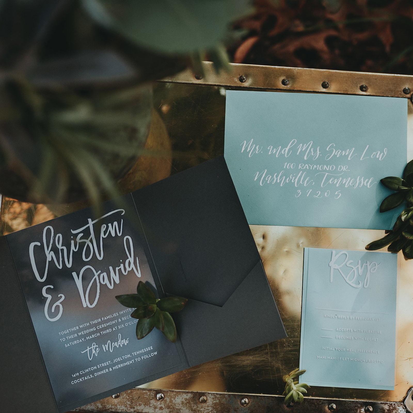 Affordable wedding invitations by Abigail Maki Photography. Includes wedding invitation inspiration and wedding details. Book your San Fransico wedding and browse the blog for more inspiration #wedding #photography #weddingphotography #sanfranciscophotographer